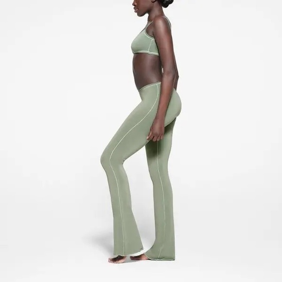 NWTS SKIMS WASHED MODAL JERSEY FLARED LEGGINGS MINERAL | L/XL - Picture 3 of 11